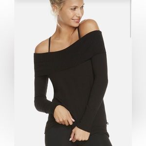 Fabletics Psyllos Sweater - Off The Shoulder (Size Medium)
